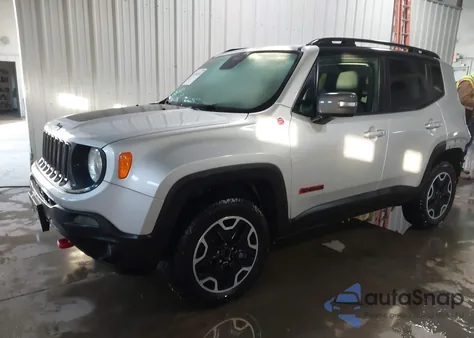 2016 Jeep Renegade Trailhawk z USA, uszkodzony, nr VIN ZACCJBCT4GPD62042